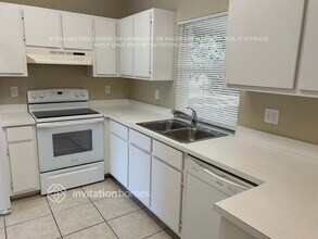 521 SW 23rd Terrace in Cape Coral, FL - Foto de edificio - Building Photo