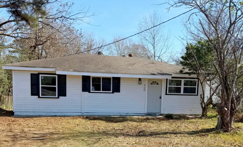 320 Hilbert Dr in West Monroe, LA - Foto de edificio