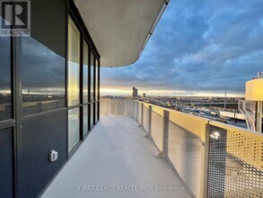 195 Commerce St in Vaughan, ON - Building Photo - Building Photo