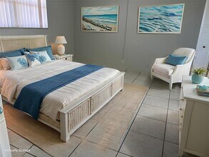 7920 N Colony Cir in Tamarac, FL - Foto de edificio - Building Photo