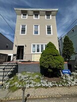 124 Winfield Ave in Jersey City, NJ - Building Photo