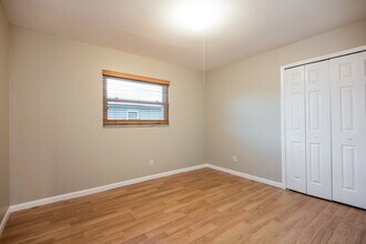 923 SE 19th St in Cape Coral, FL - Building Photo - Building Photo