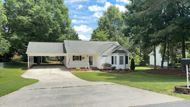 property at 1289 Creekview Dr