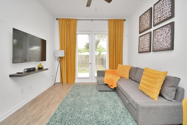 3235 Real St-Unit -A in Houston, TX - Building Photo - Building Photo