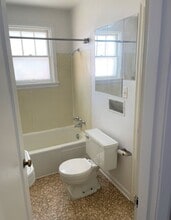 129 Castleford St W in Twin Falls, ID - Building Photo - Building Photo