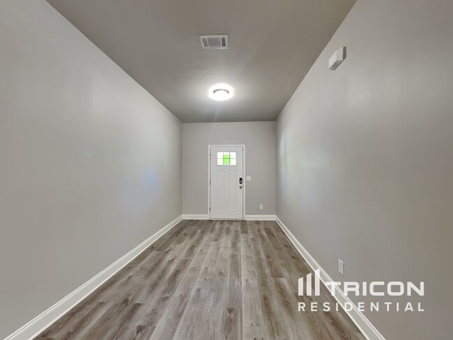 805 Crescent Way in Griffin, GA - Building Photo - Building Photo