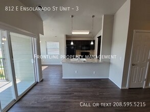 812 E Ensolarado St in Kuna, ID - Building Photo - Building Photo
