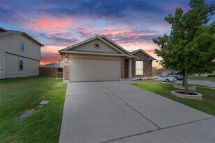 519 Pinnacle Dr in Georgetown, TX - Building Photo