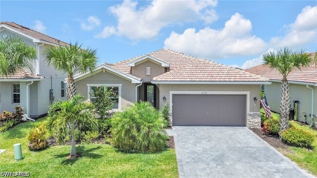 property at 2127 Hamlin St