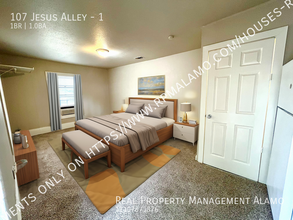 107 Jesus Alley in San Antonio, TX - Building Photo - Building Photo