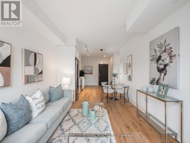 property at 293 S Kingsway