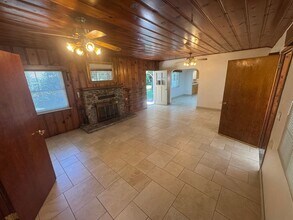 5720 W 2nd St in Rio Linda, CA - Building Photo - Building Photo