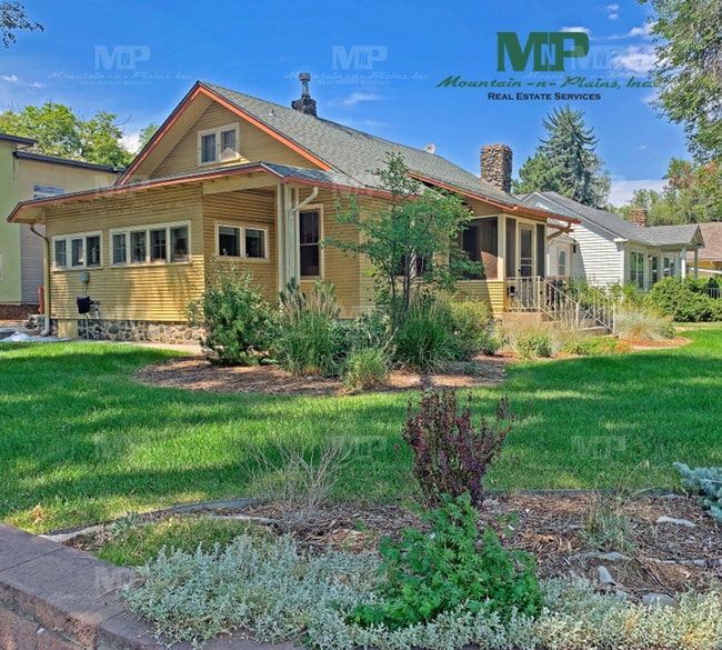 property at 645 S Loomis Ave