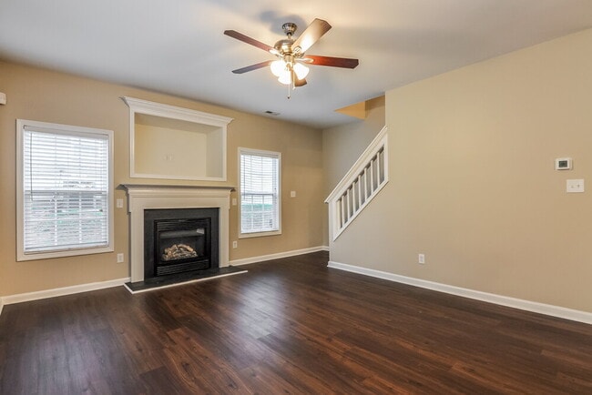 4049 Laurel Glen Dr in Raleigh, NC - Building Photo - Building Photo