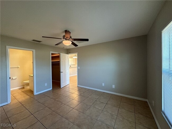 property at 2411 Park Rd