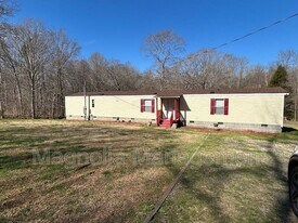 101 Caudle Ln in Henderson, NC - Building Photo