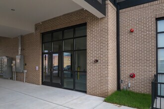Urban Lofts in Chattanooga, TN - Foto de edificio - Building Photo