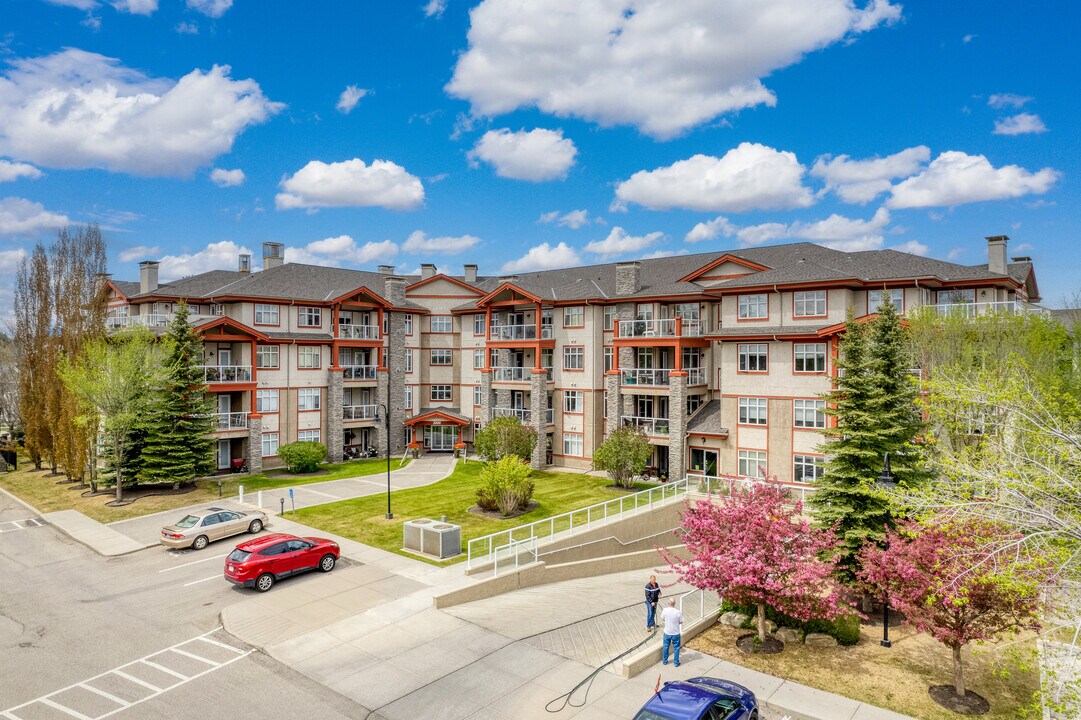 Bonivista Estates I in Calgary, AB - Building Photo