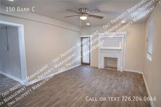 150 Bank St in San Antonio, TX - Building Photo - Building Photo