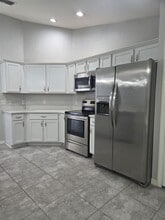 6640 NW 48th Terrace in Ocala, FL - Building Photo - Building Photo