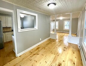 345 Washington Ave in Kingston, NY - Building Photo - Building Photo