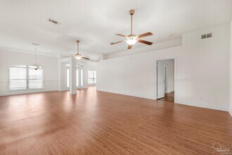 8782 Tomcat Ct in Pensacola, FL - Building Photo - Building Photo