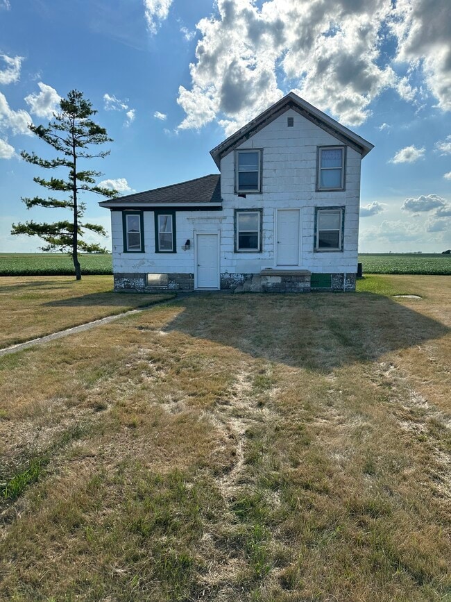 property at 450 E 2500 North Rd