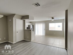3379 Dragon Fly St in North Las Vegas, NV - Building Photo - Building Photo