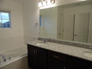 1139 S 1300 W in Springville, UT - Foto de edificio - Building Photo