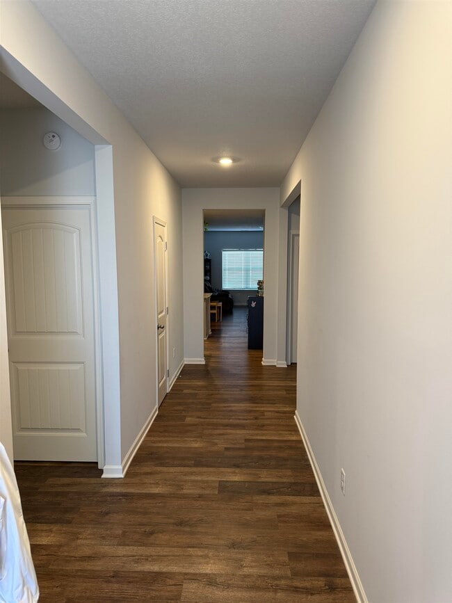 7968 Hickory Meadow Rd in Millington, TN - Building Photo - Building Photo