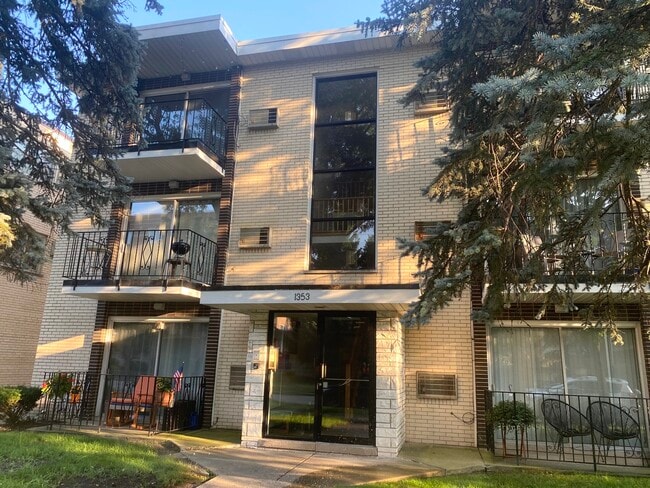 property at 1353 Perry St