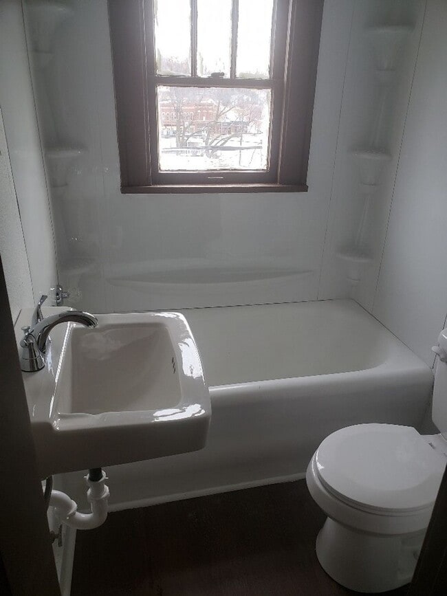 property at 1017 N 19th St