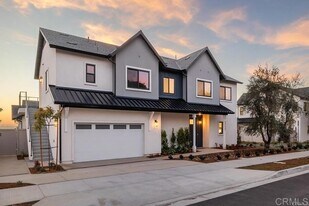 3755 Adams St in Carlsbad, CA - Building Photo