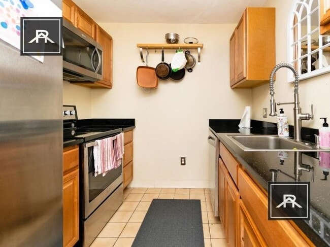 property at 274 Chestnut Hill Ave
