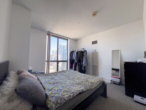 635 N Dearborn St in Chicago, IL - Building Photo - Building Photo