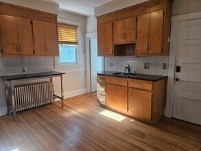 405 Main St in Wethersfield, CT - Building Photo - Building Photo