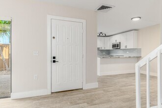 3900 County Line Rd in Jupiter, FL - Building Photo - Building Photo