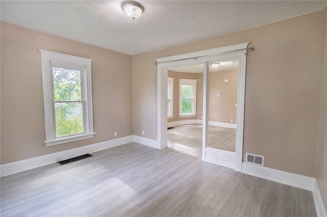 140 Stuart Ave in Newark, NY - Building Photo - Building Photo