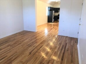 5906 S La Salle St in Chicago, IL - Building Photo - Building Photo