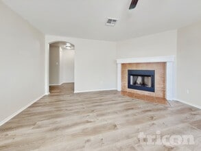 228 Fall Creek Dr in Kyle, TX - Building Photo - Building Photo