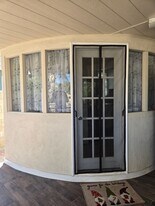 4725 Cover St in Riverside, CA - Building Photo