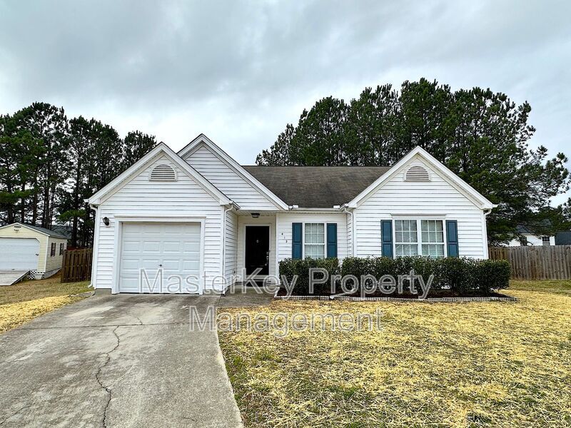 413 Sapphire Dr in Durham, NC - Building Photo