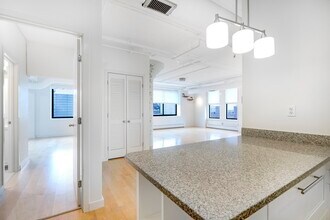210 South St, Unit 605 in Boston, MA - Building Photo - Building Photo