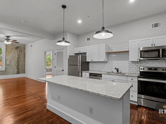 property at 212 7th St