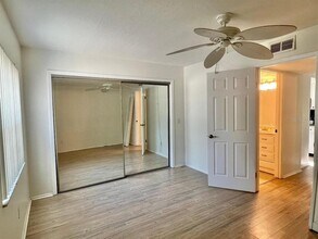 4611 W North B St in Tampa, FL - Building Photo - Building Photo
