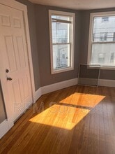 219-221 Ashley Blvd in New Bedford, MA - Building Photo - Building Photo