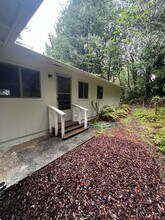 990 E 3rd St in Coquille, OR - Building Photo - Building Photo