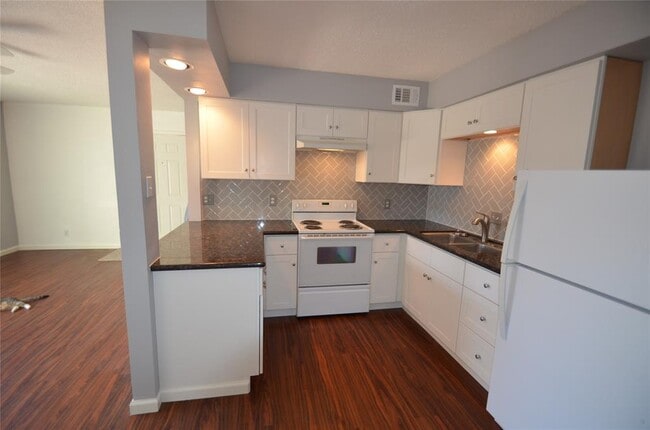 property at 5008 W Wind Trail