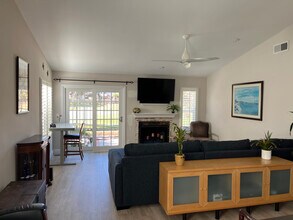 960 Concord Ct in Vista, CA - Building Photo - Building Photo