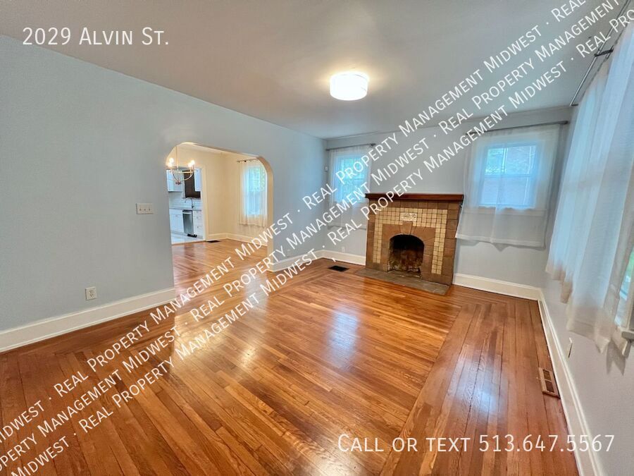 2029 Alvin St in Cincinnati, OH - Building Photo